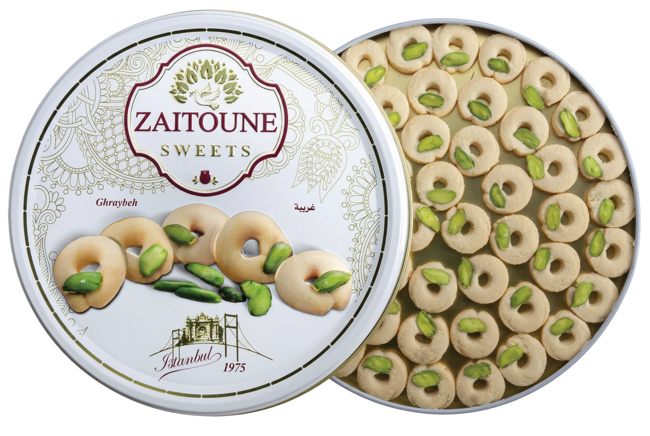 غريبةٌ من زيتونةَ للحلويات